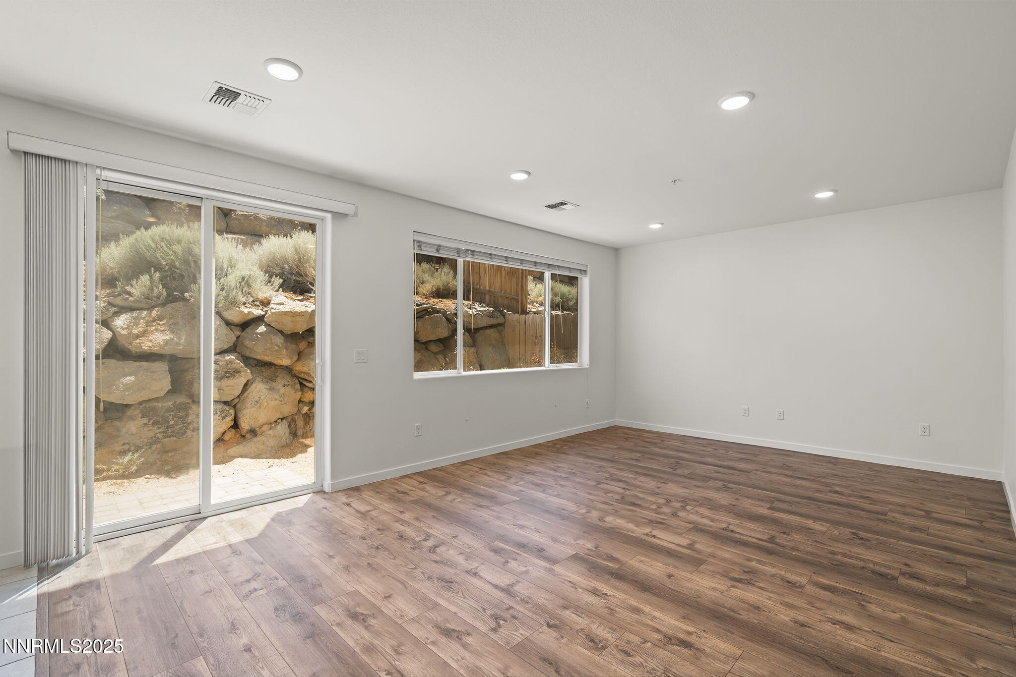 4693 Falcon Rock Lane