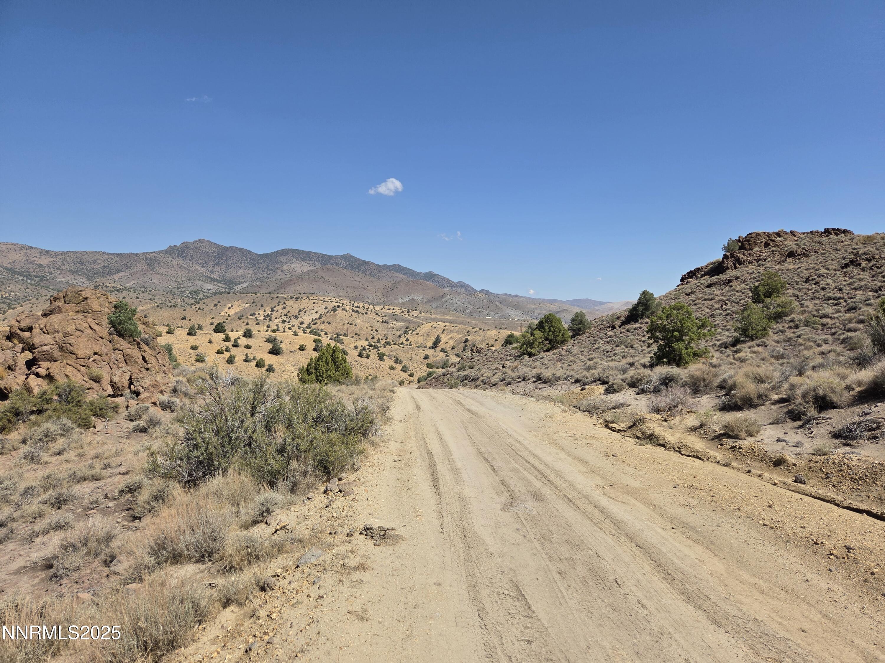 n/a Six Mile Rd