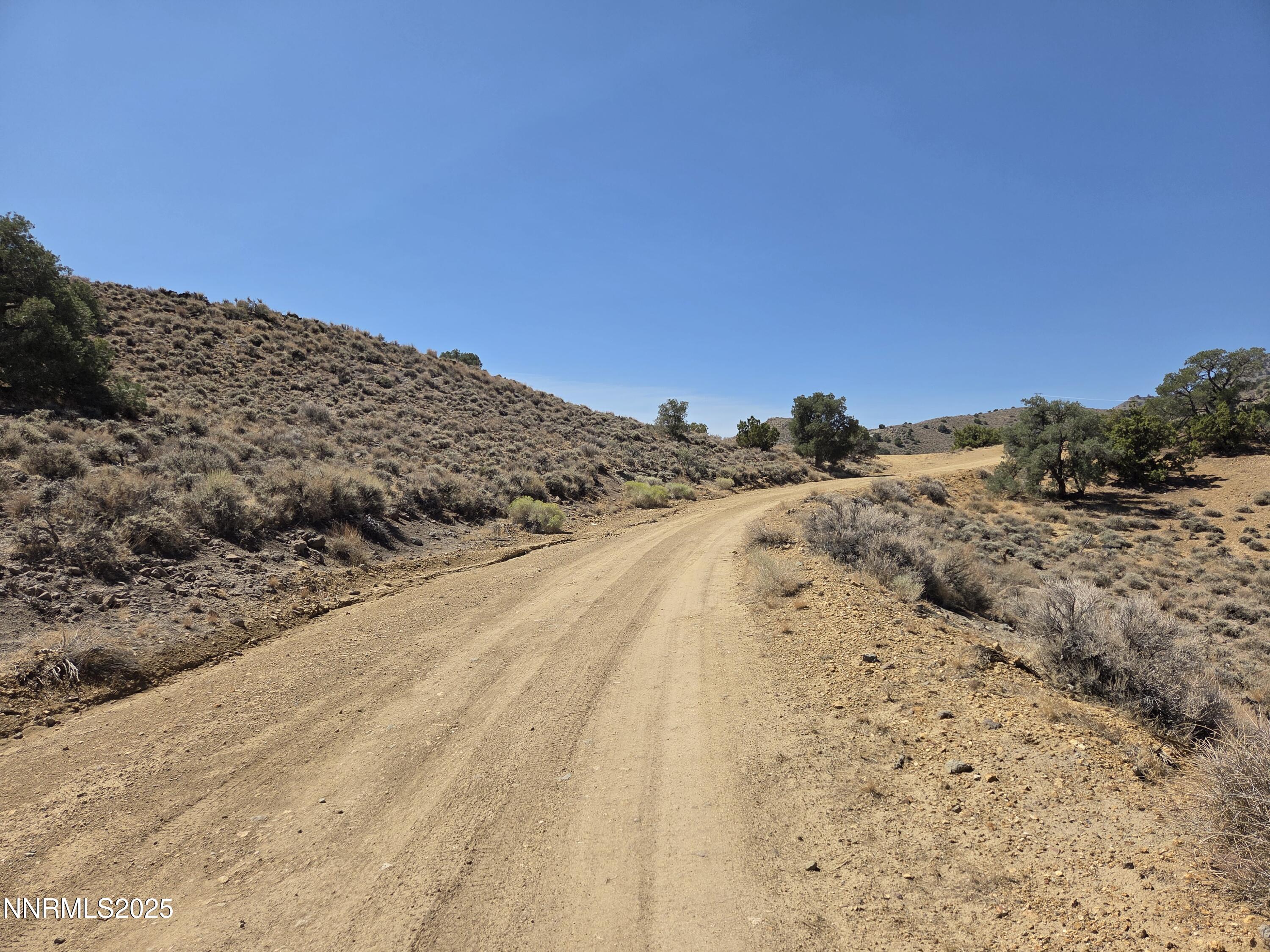 n/a Six Mile Rd