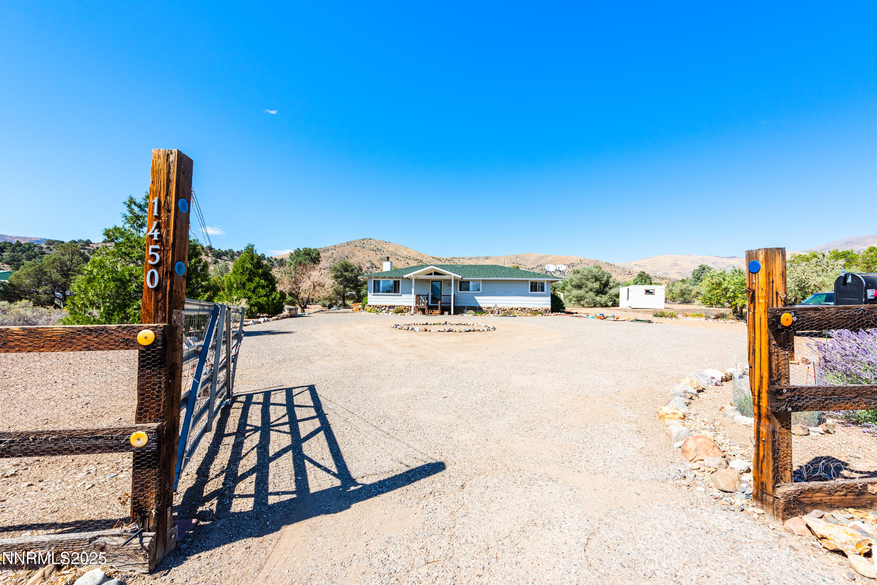 1450 Garnet Drive