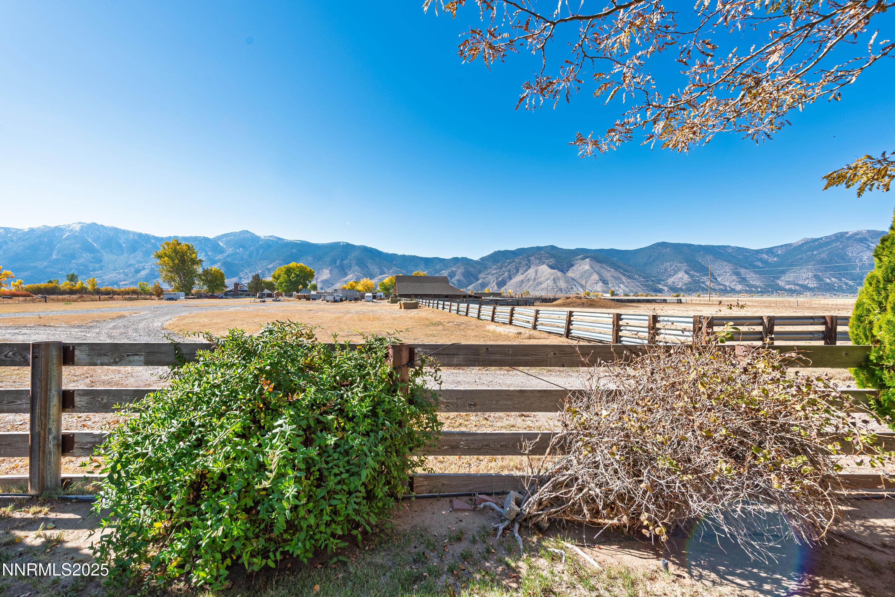 1760 Mahogany Circle
