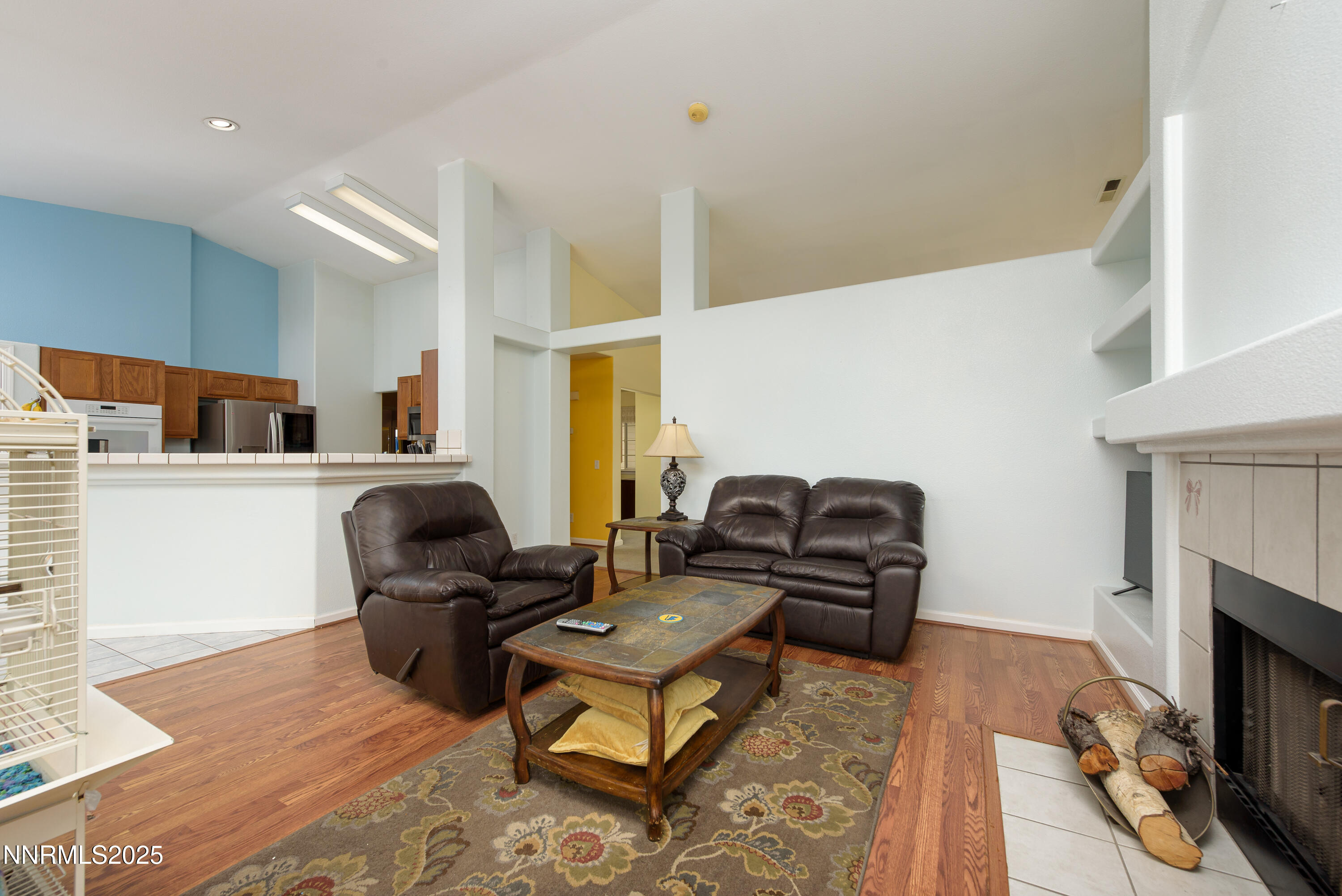 901 Valley Vista Drive