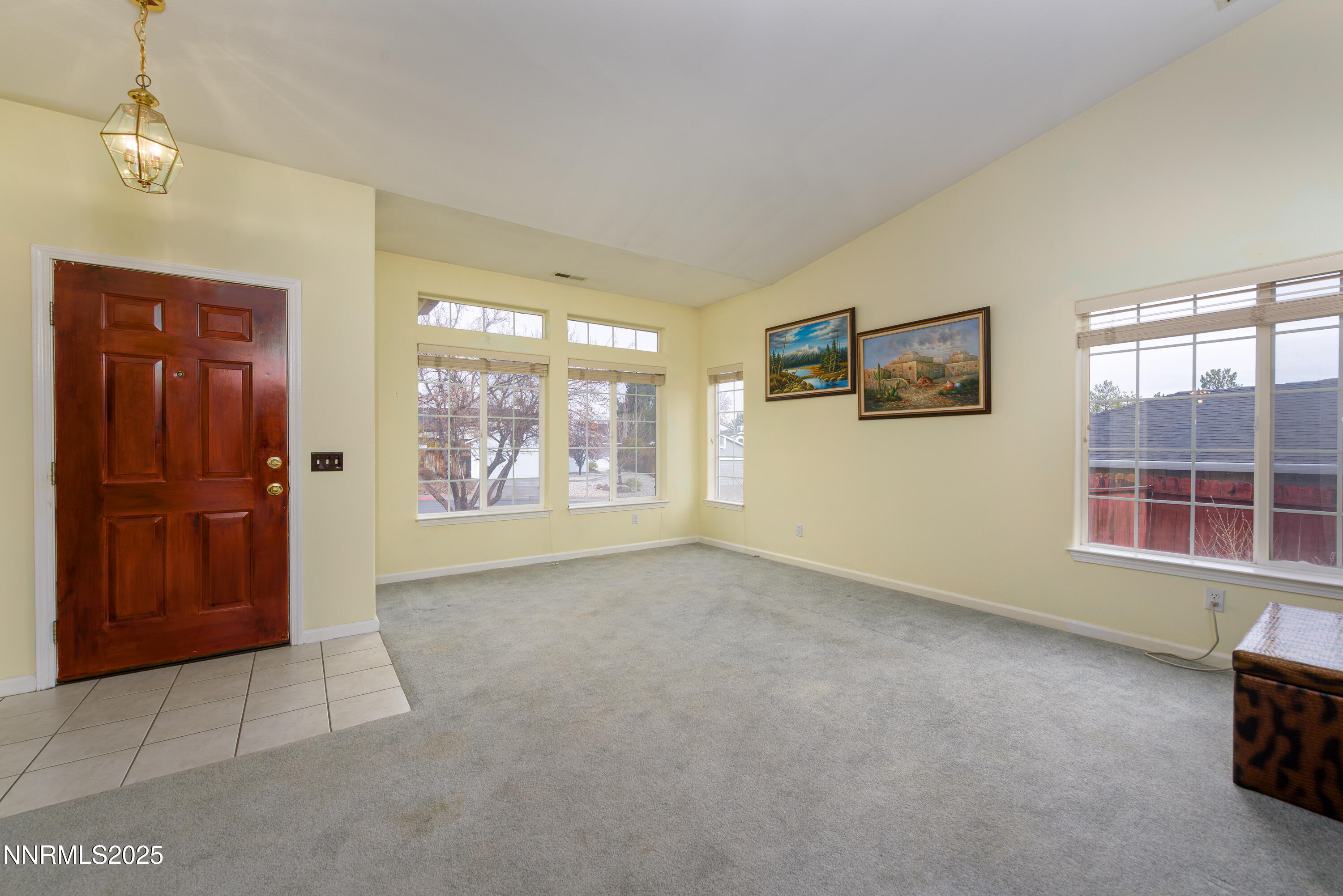 901 Valley Vista Drive