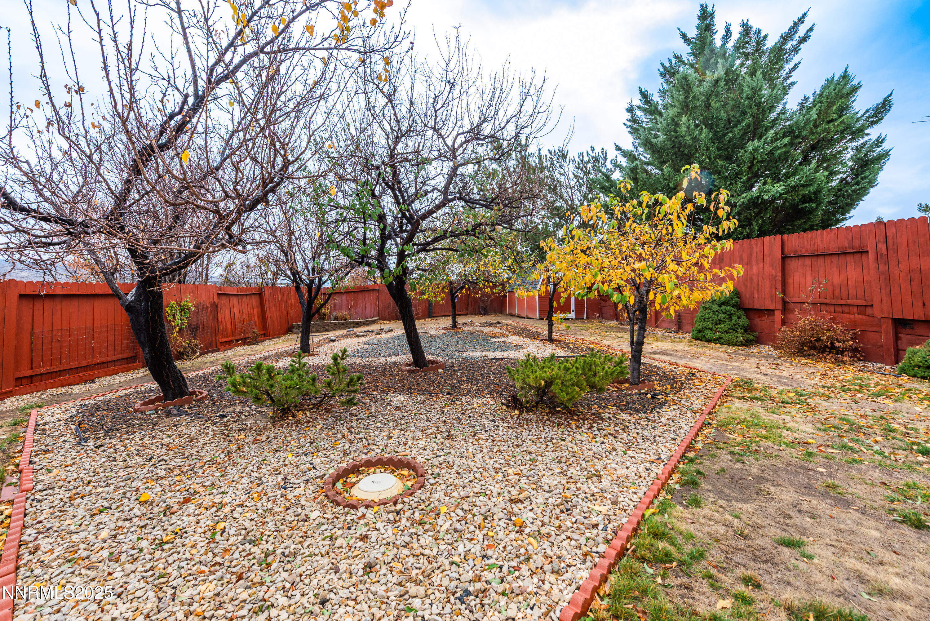 901 Valley Vista Drive
