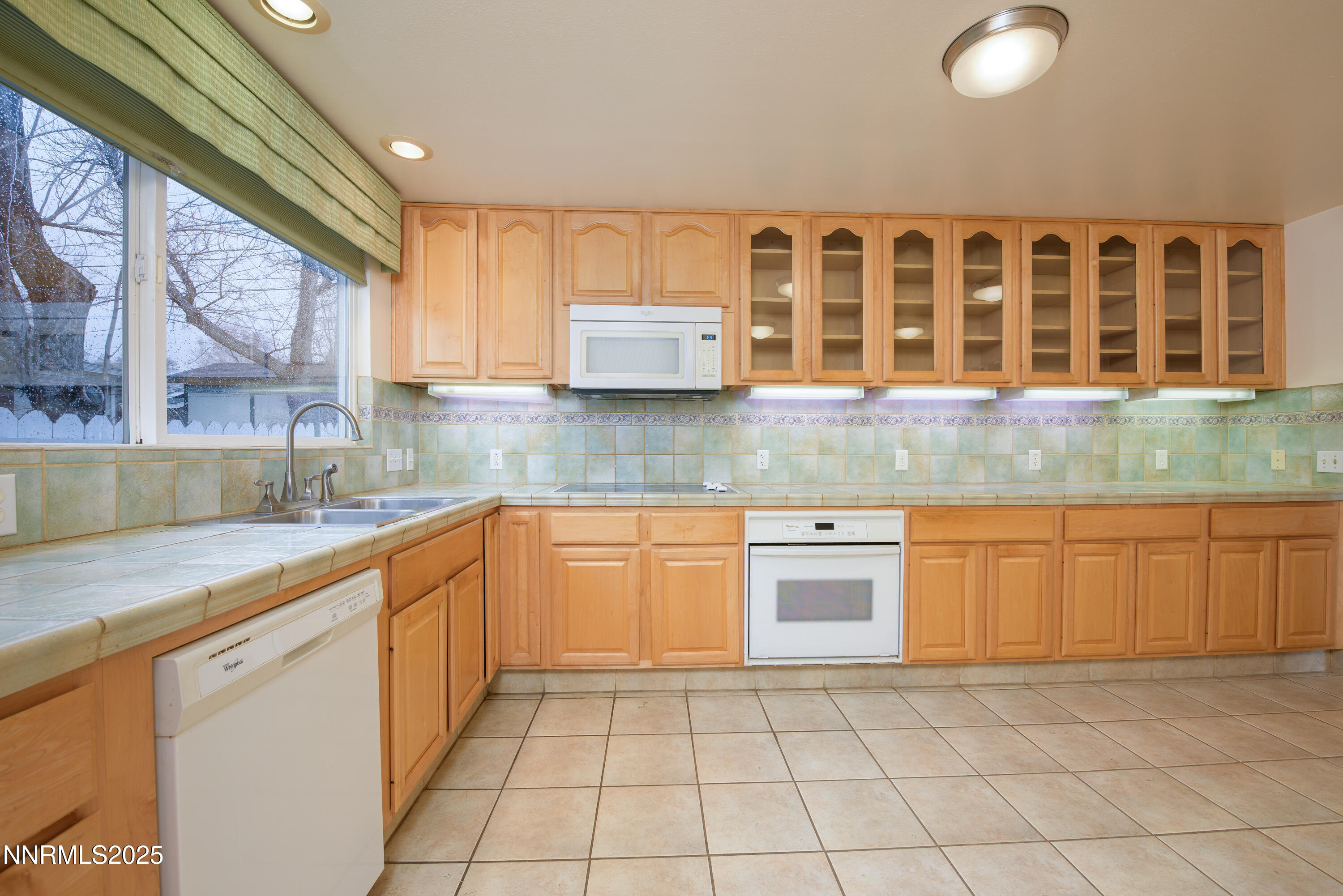 1150 W 5th Street