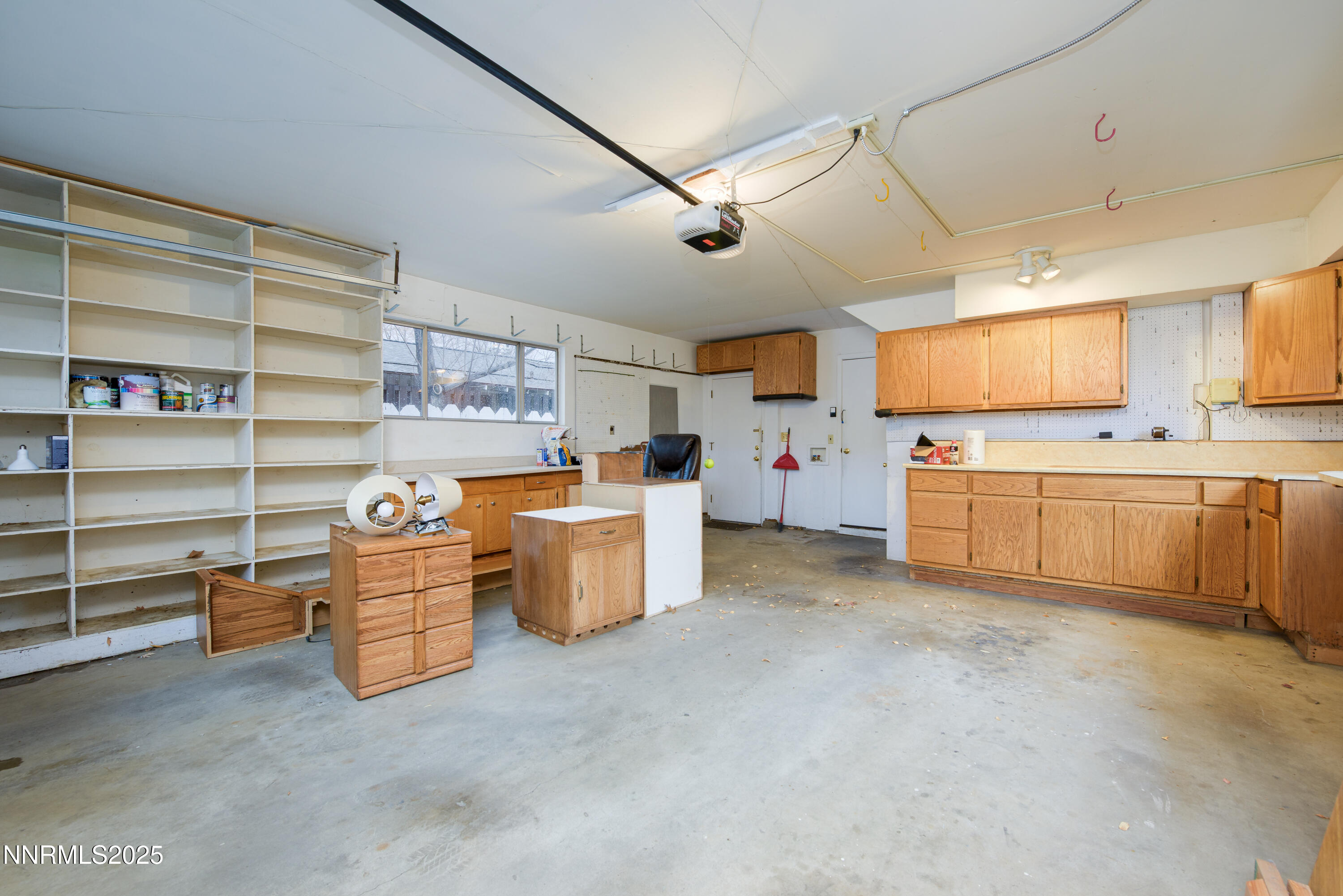 1150 W 5th Street