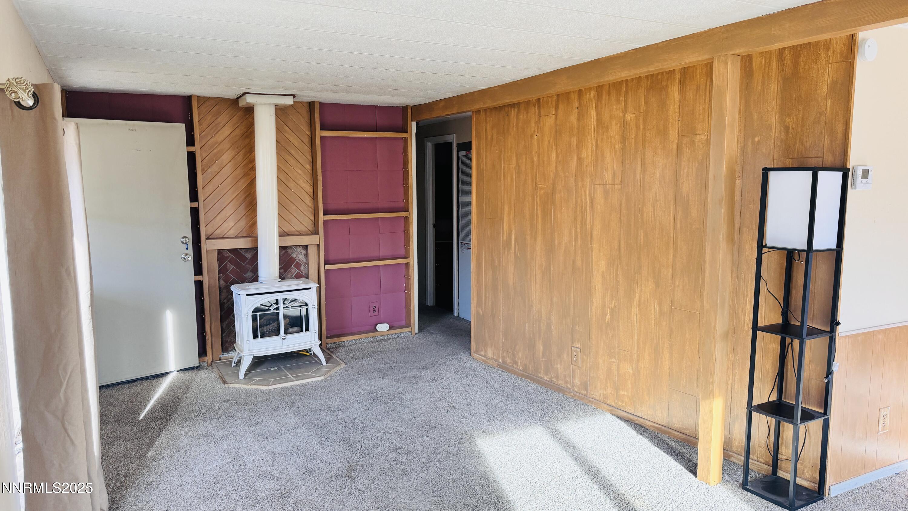 907 Garnet Court