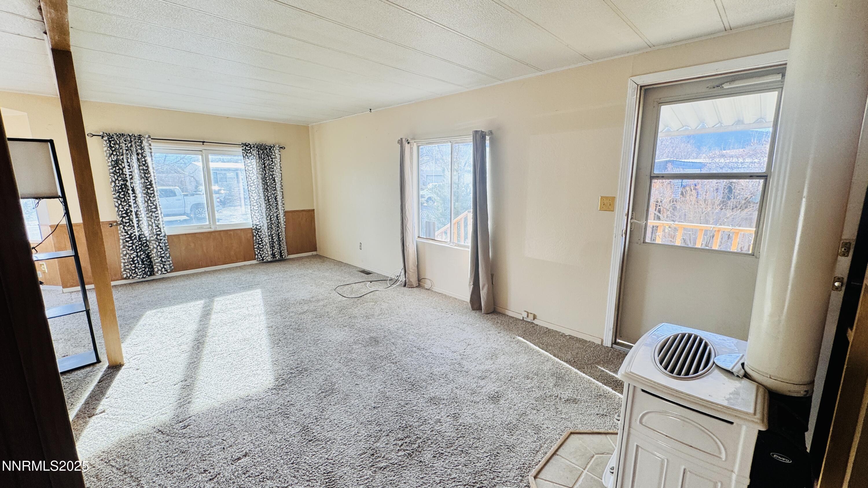 907 Garnet Court