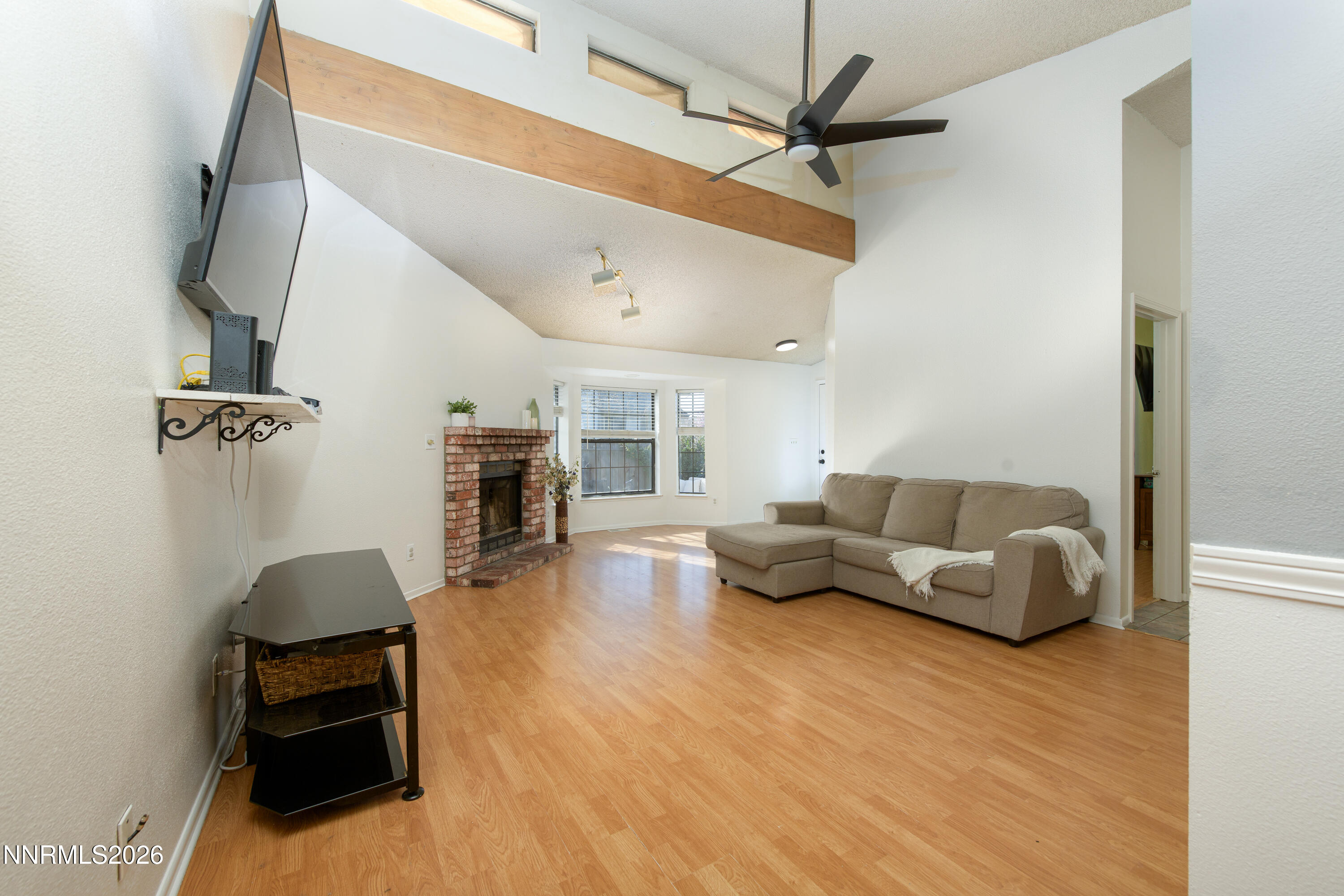 1352 Leonard Road