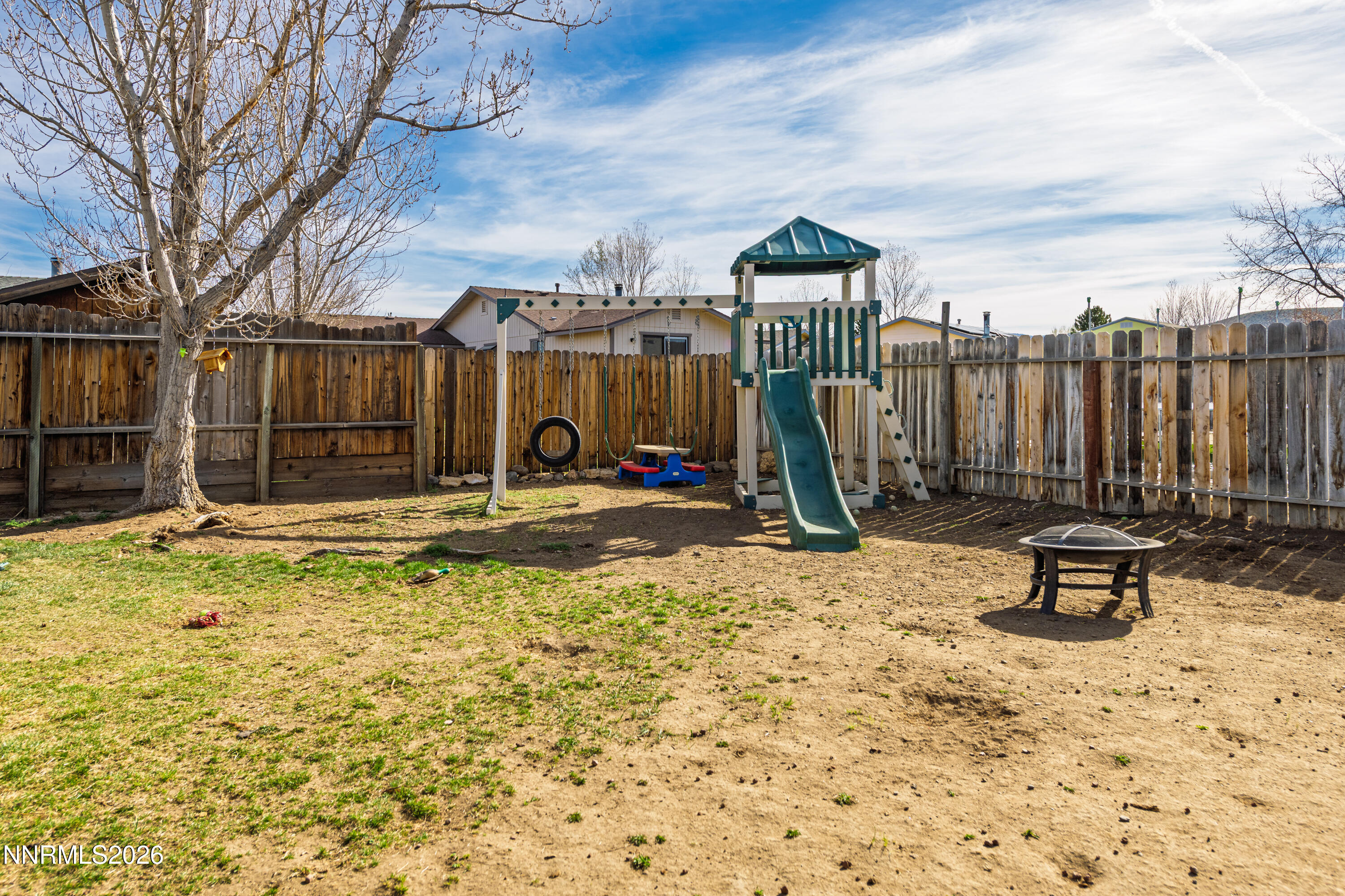1352 Leonard Road