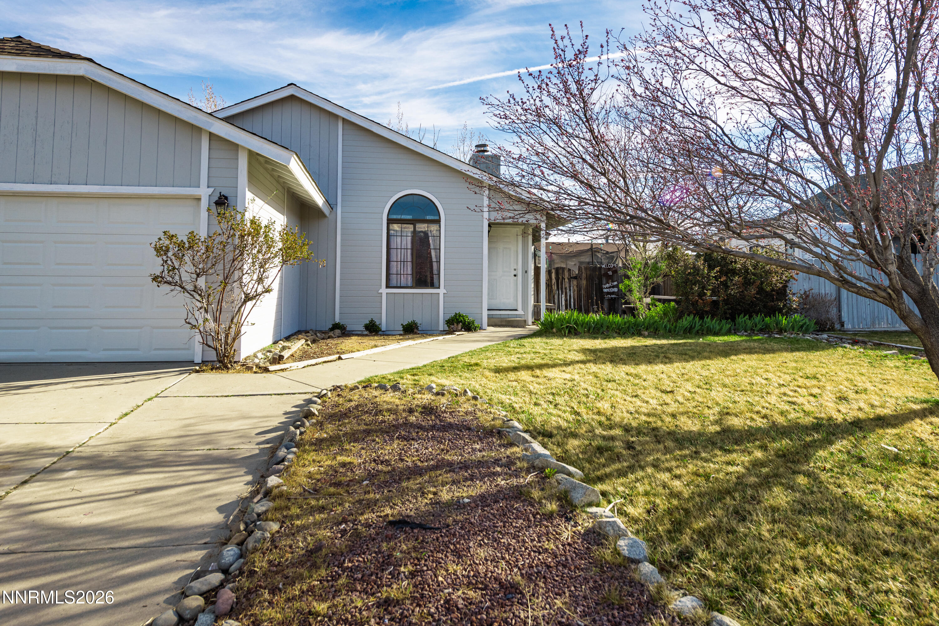 1352 Leonard Road