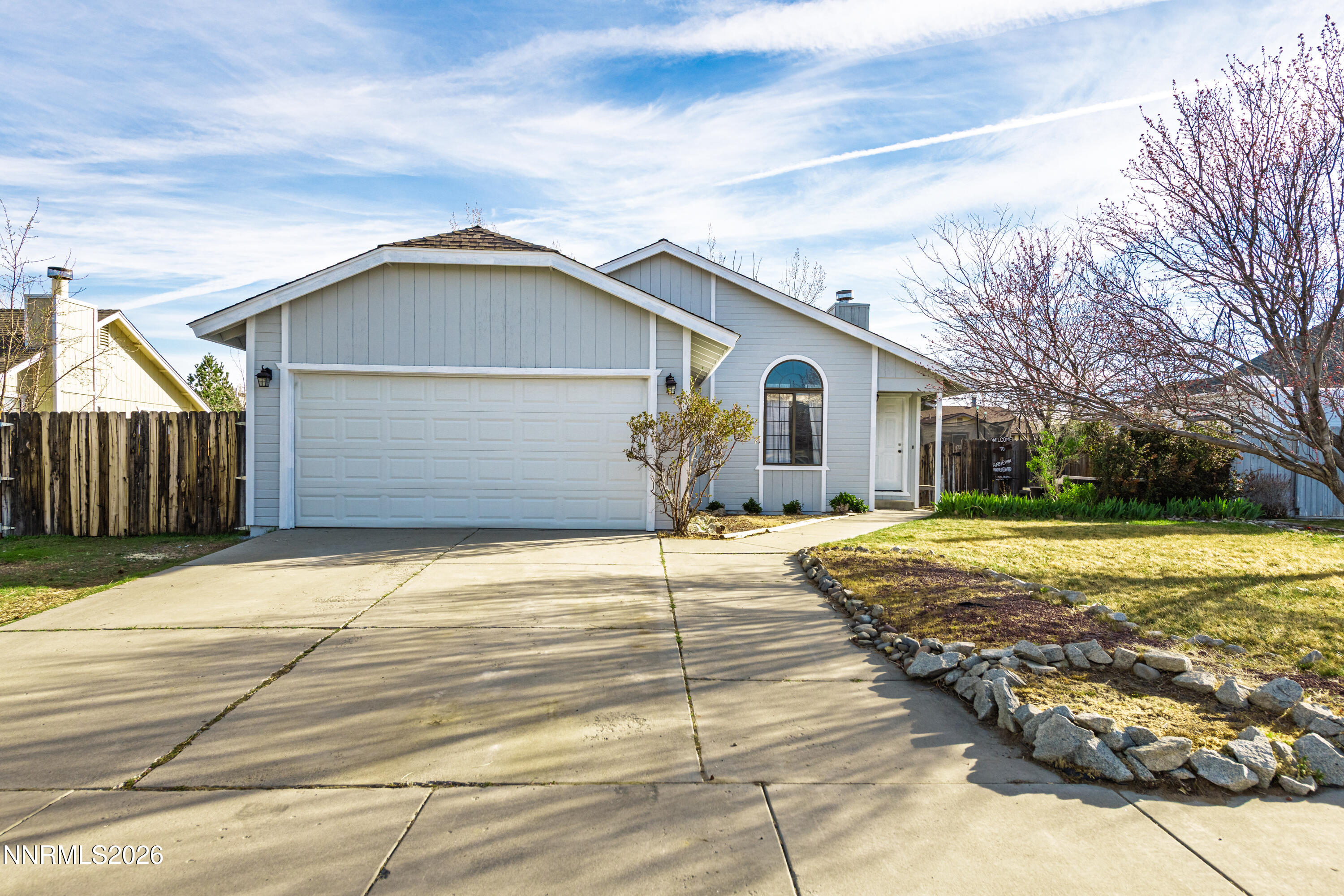 1352 Leonard Road