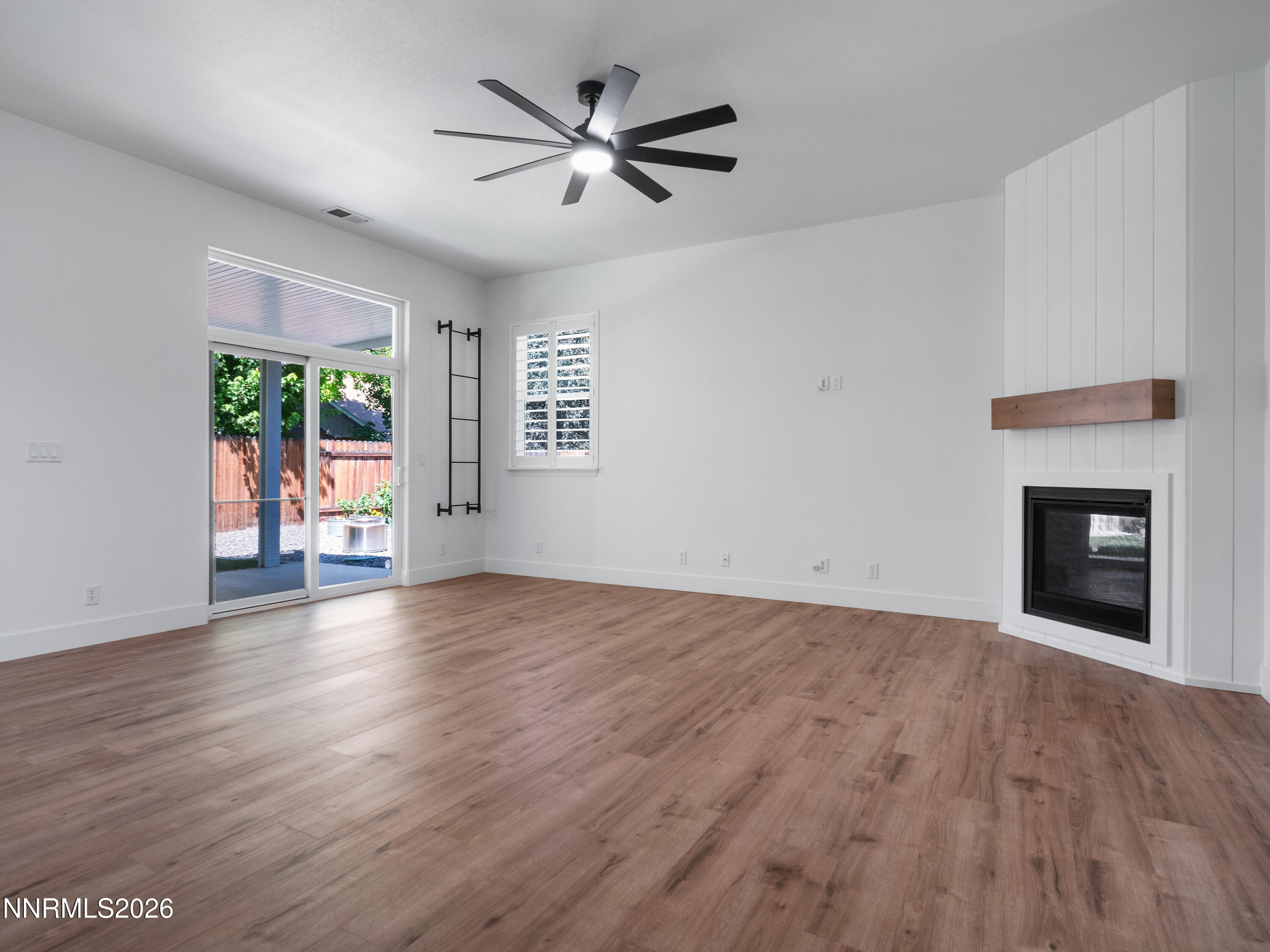 1376 Stodick Lane
