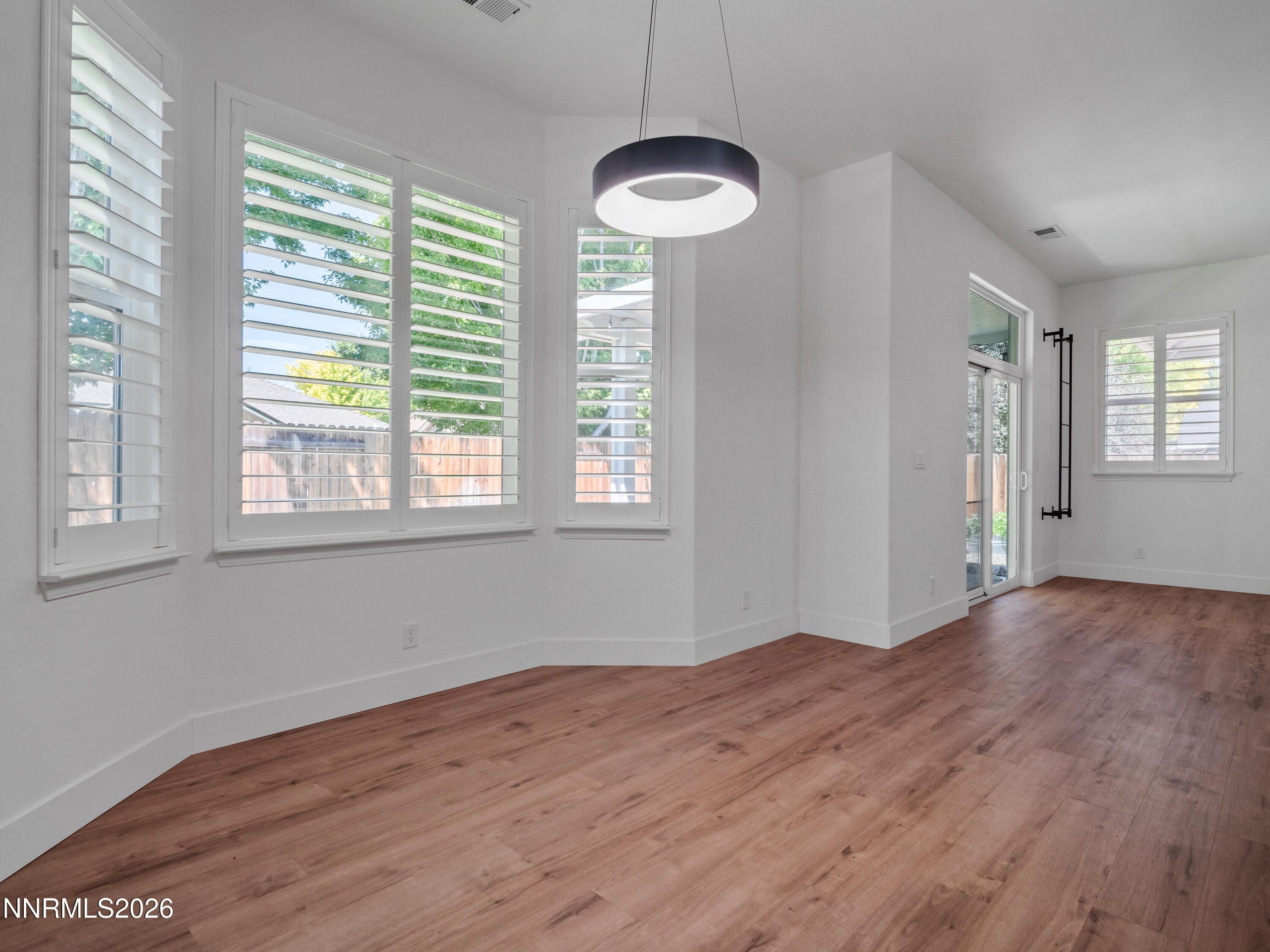 1376 Stodick Lane