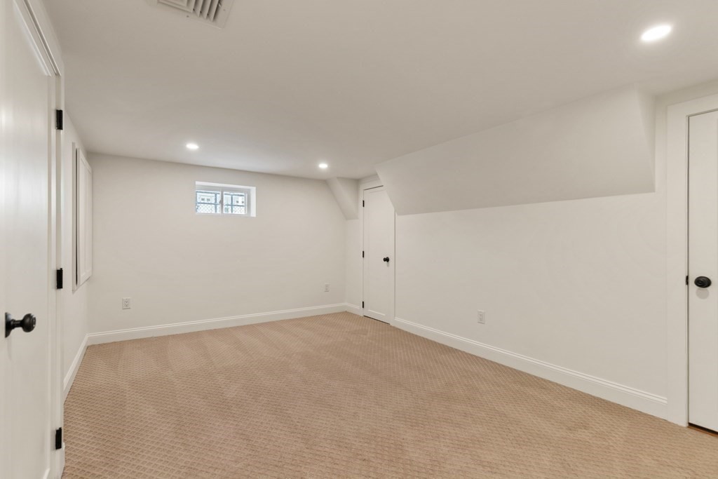 119 Capen Street # 119