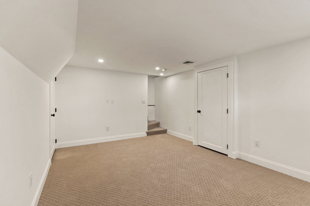 119 Capen Street # 119