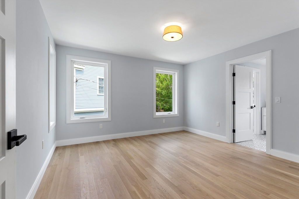 64 Woodside Lane