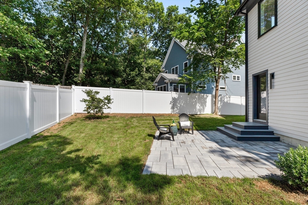 64 Woodside Lane