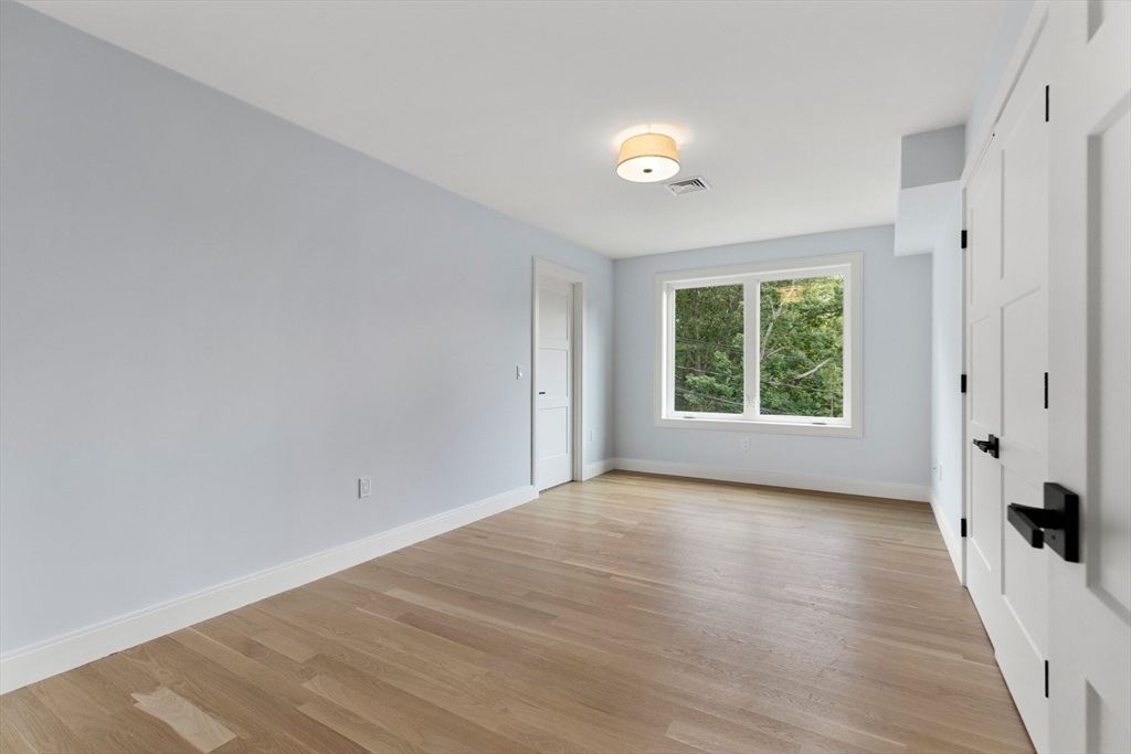 64 Woodside Lane