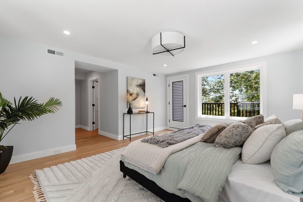 64 Woodside Lane