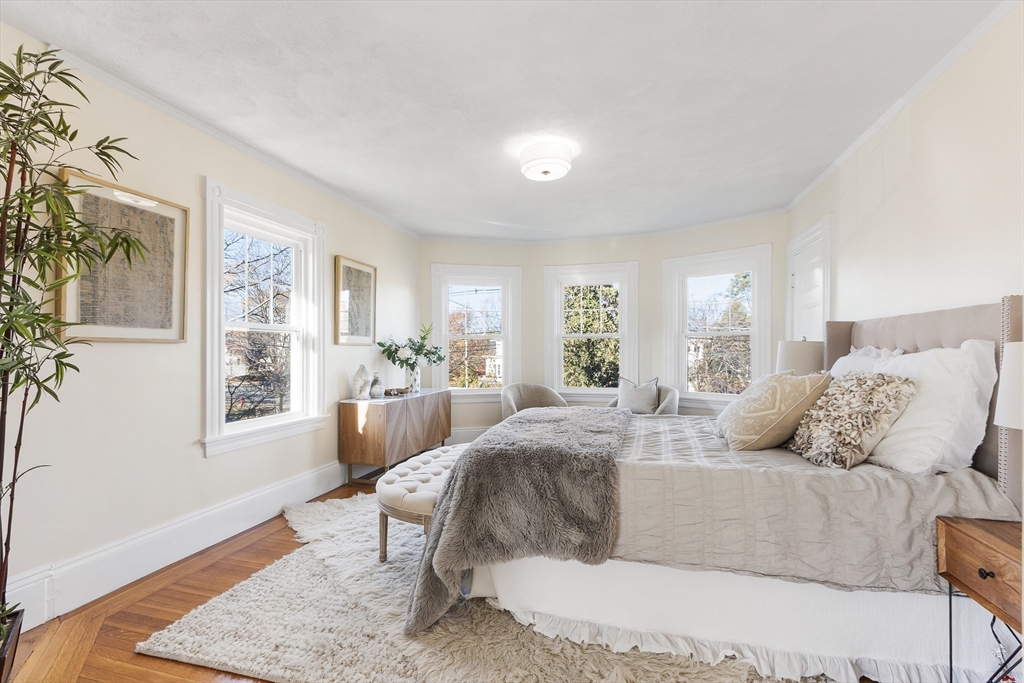 14 Lowell Ave