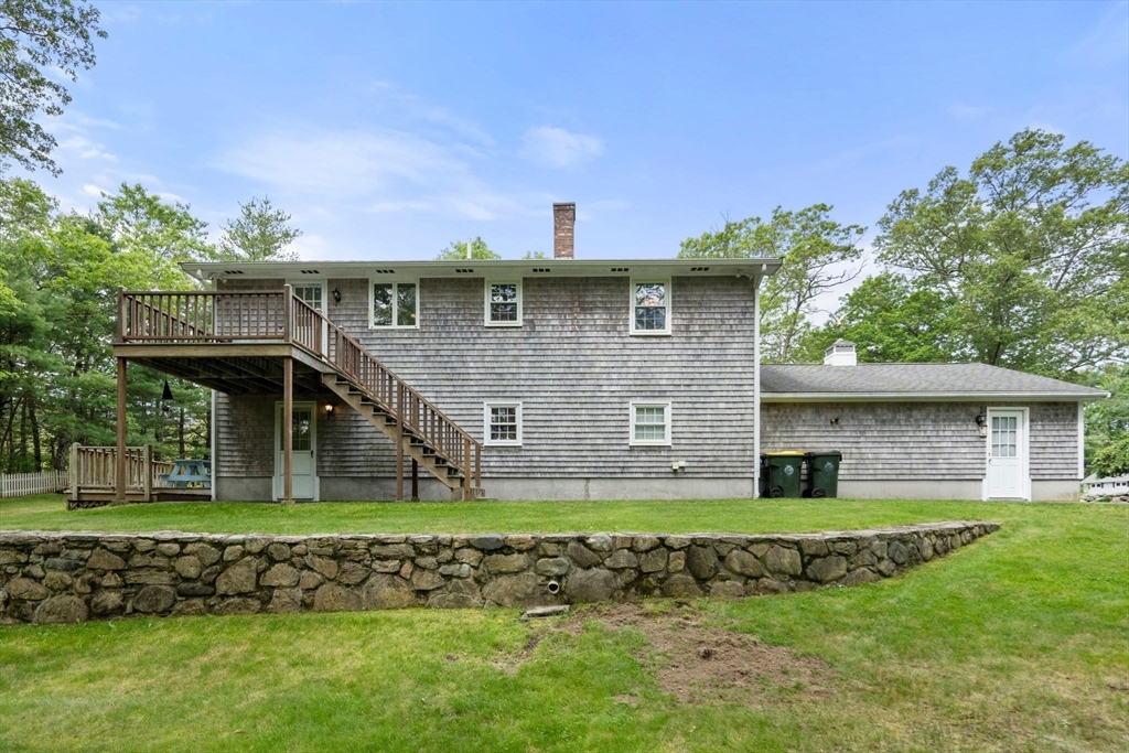 349 Center St