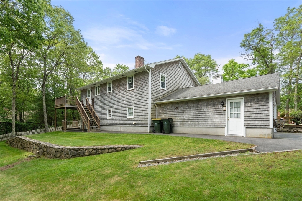 349 Center St