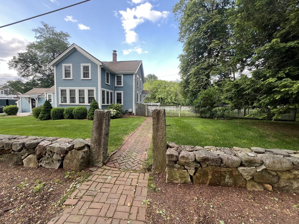 243 Dudley Rd