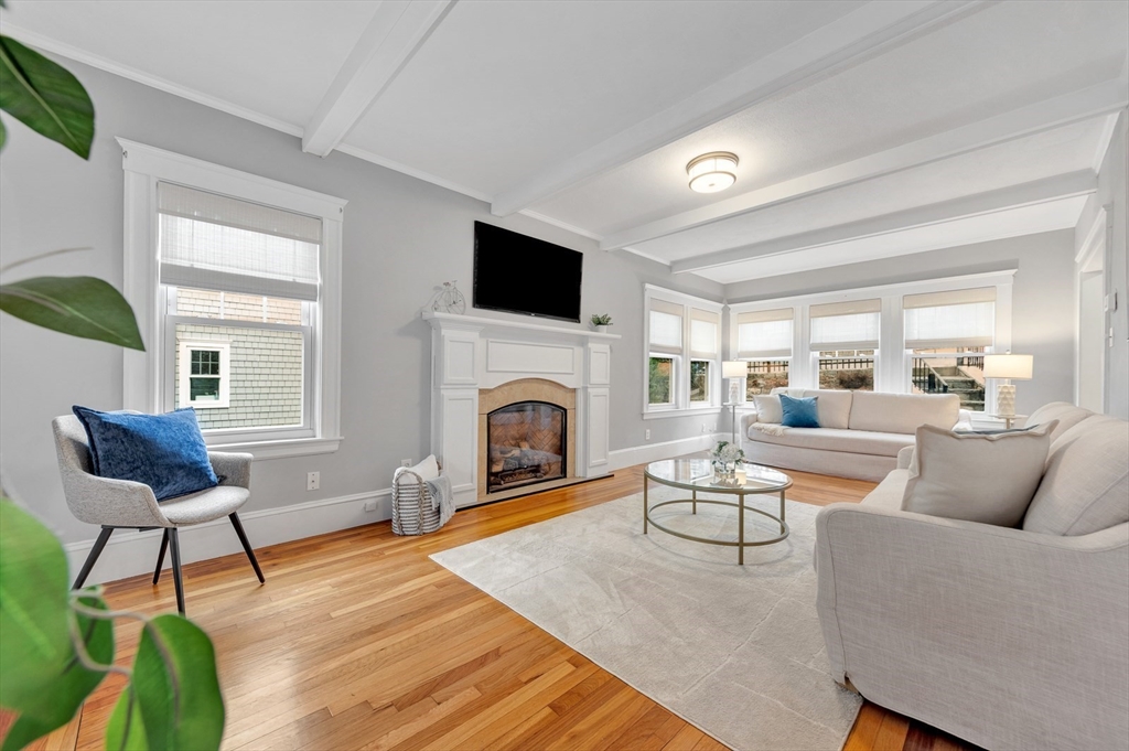 23 Farmer Rd