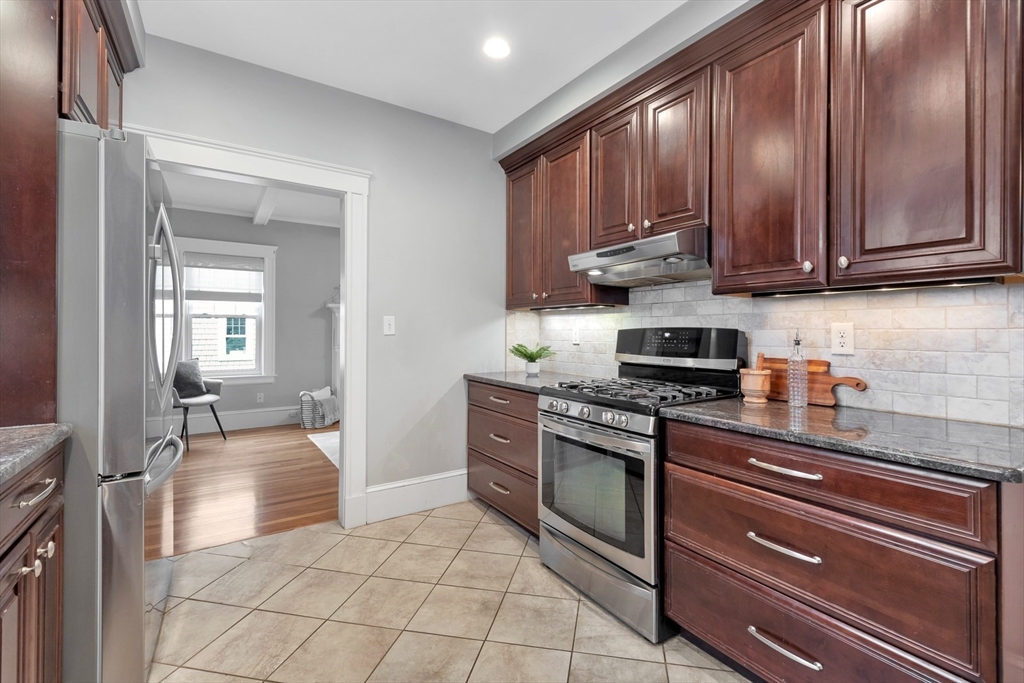 23 Farmer Rd