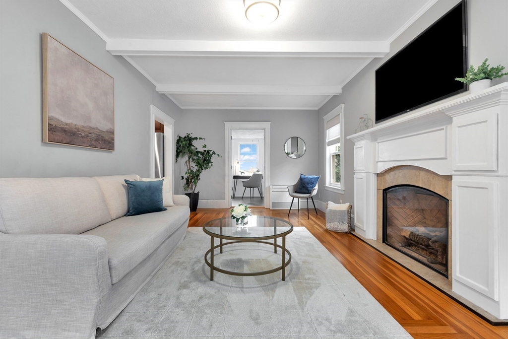 23 Farmer Rd
