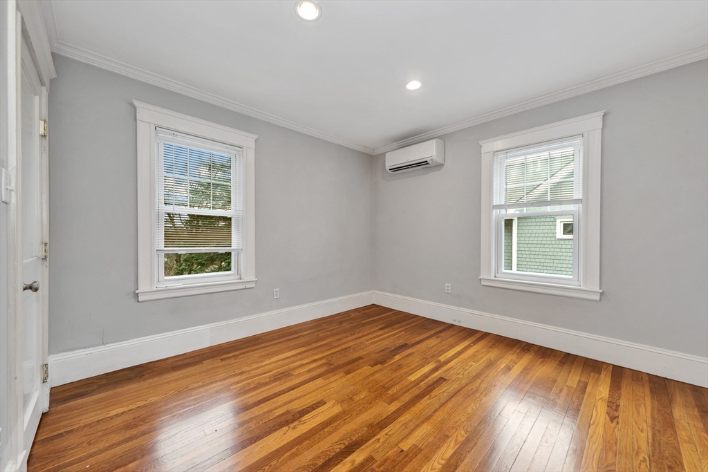 23 Farmer Rd