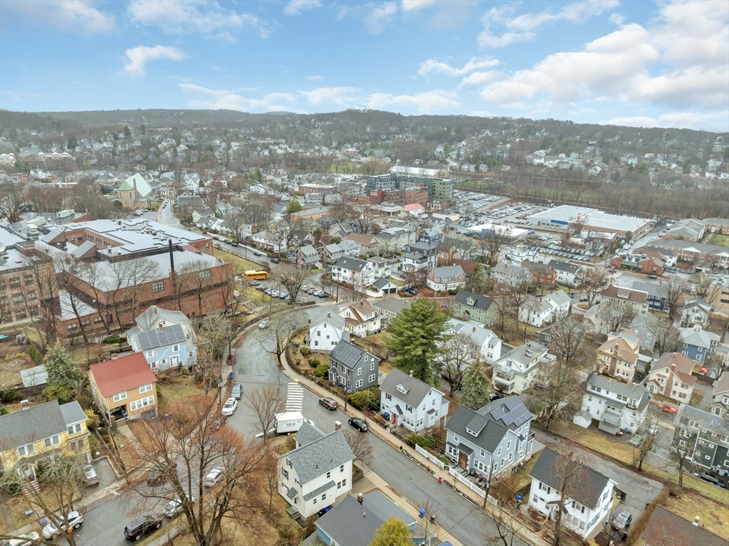 23 Farmer Rd