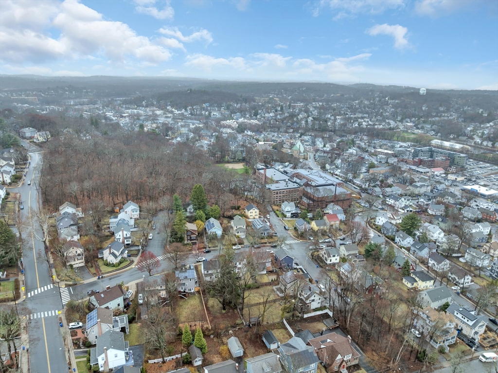 23 Farmer Rd