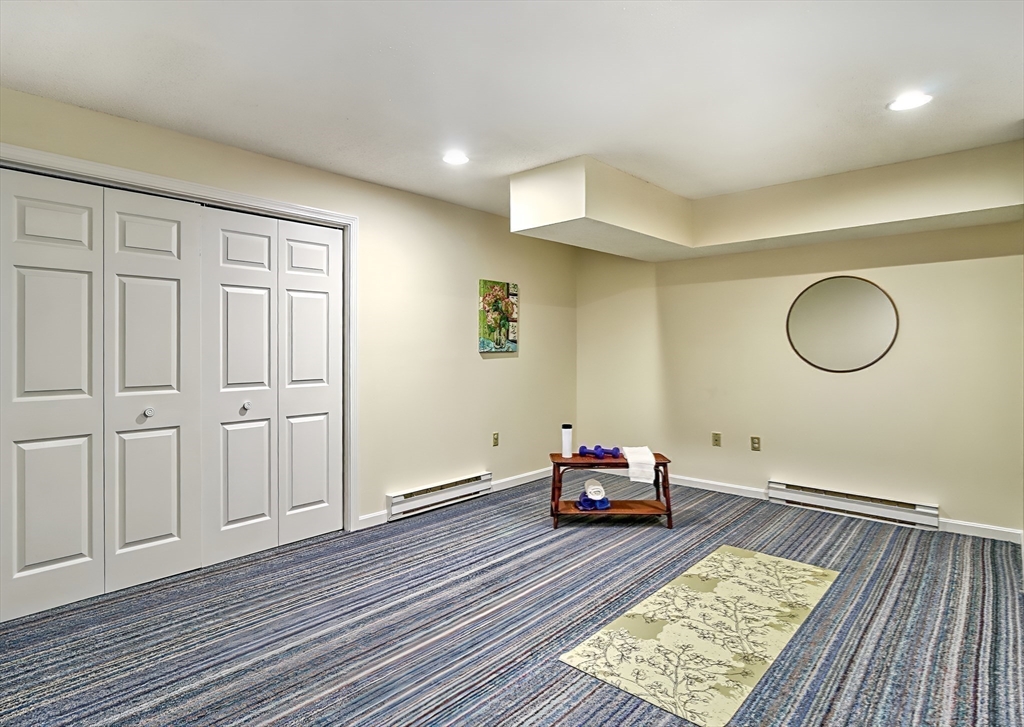 1 Arbor Court # 1