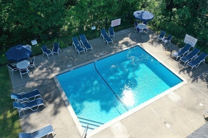 1 Arbor Court # 1