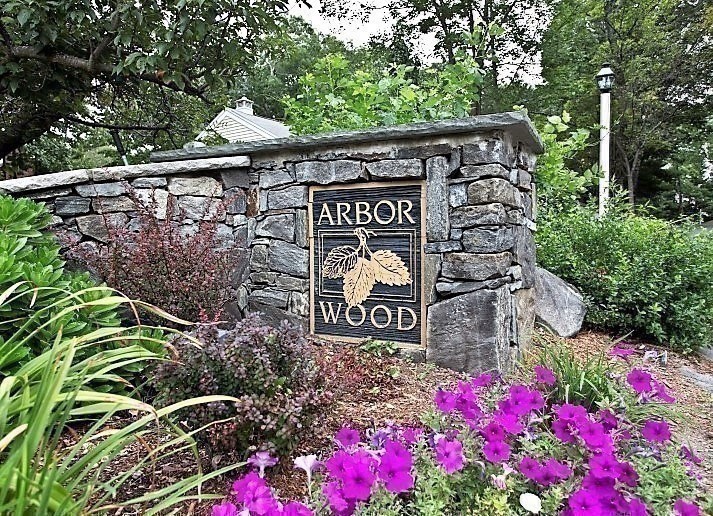 1 Arbor Court # 1
