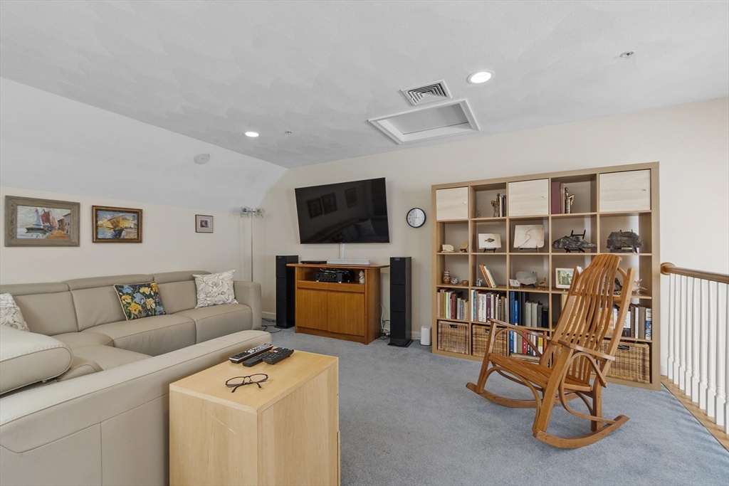 5 Vine Brook Way # 5