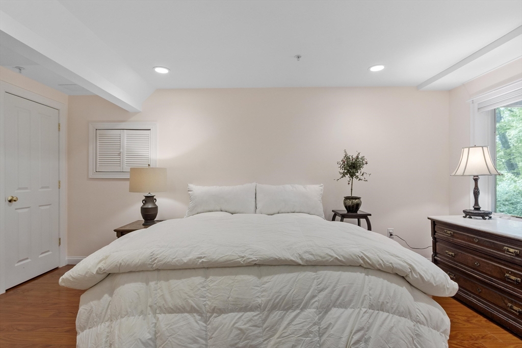 5 Vine Brook Way # 5