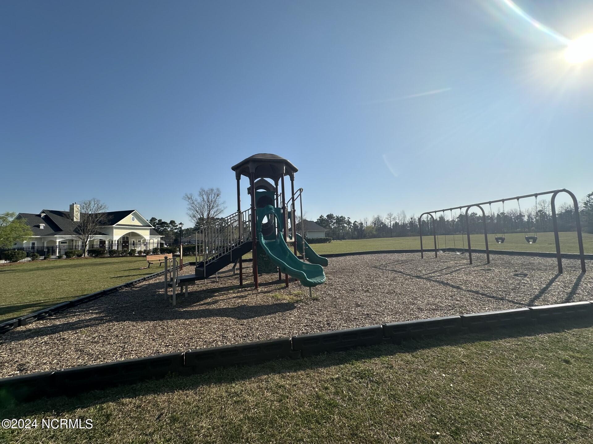 2669 Longleaf Pine Circle