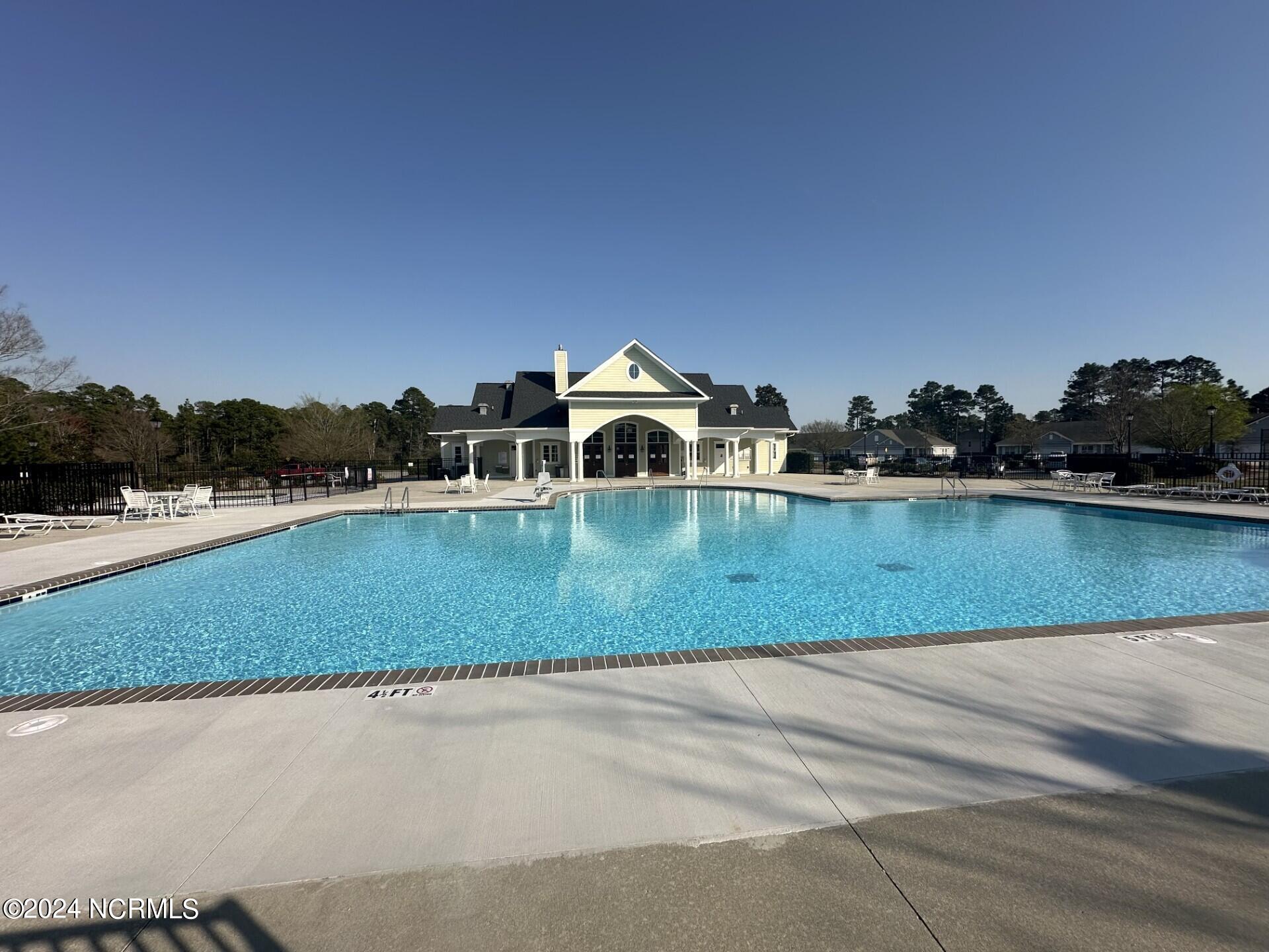 2669 Longleaf Pine Circle