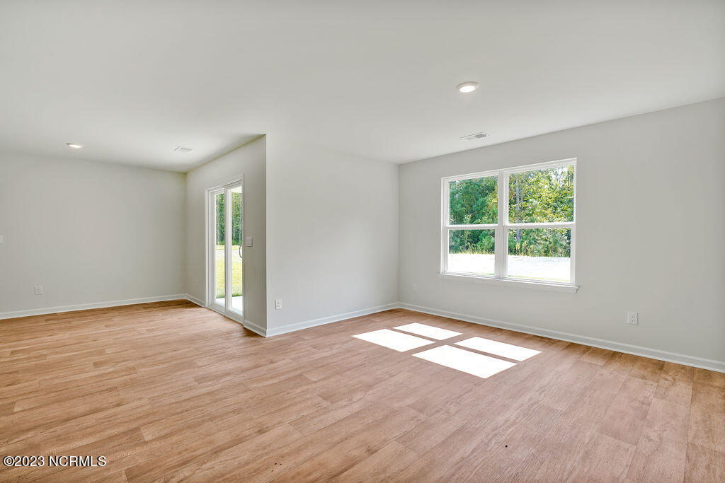 2214 Emerald Avenue Unit: Lot 179