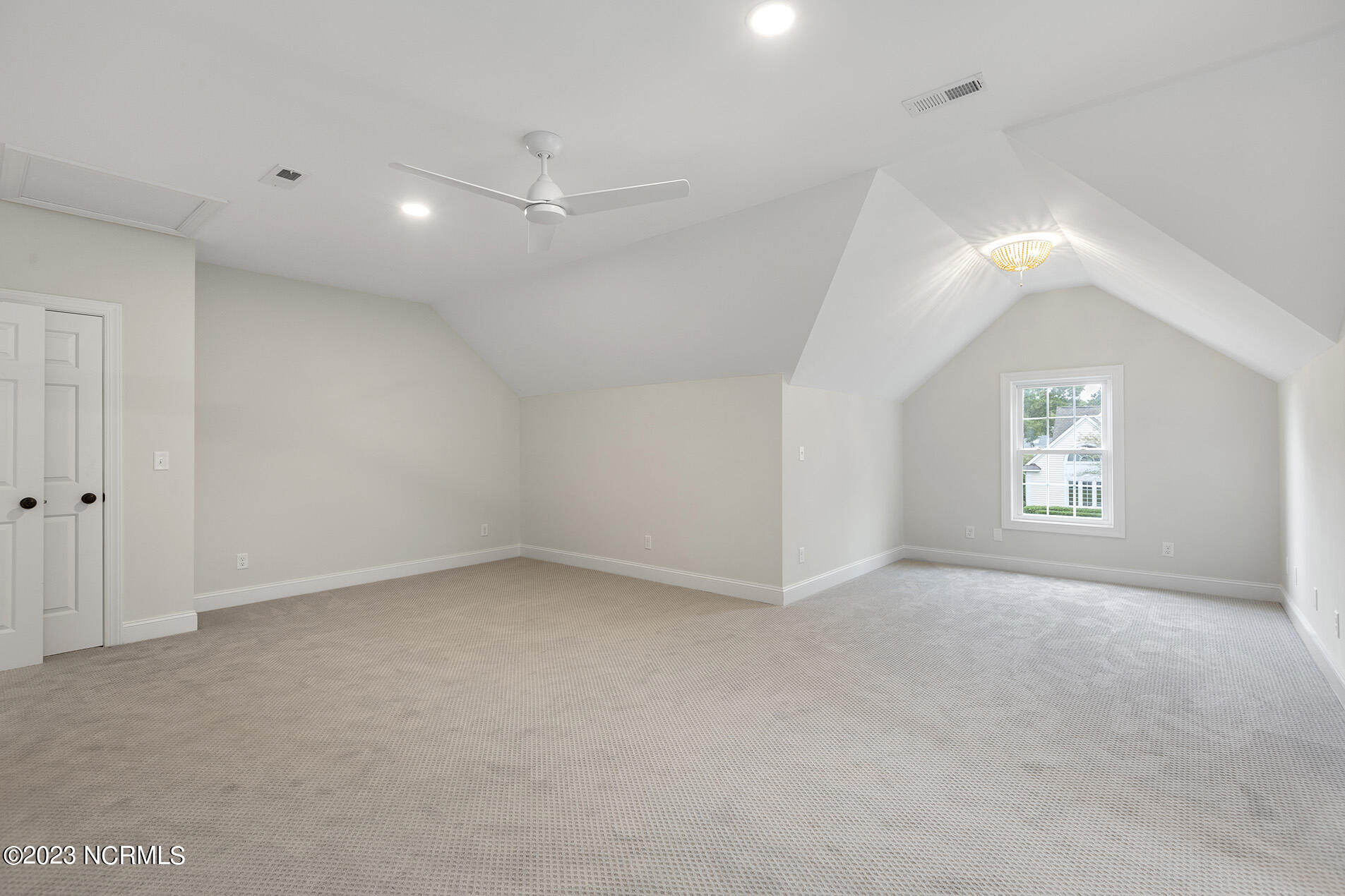 1642 Verrazzano Drive