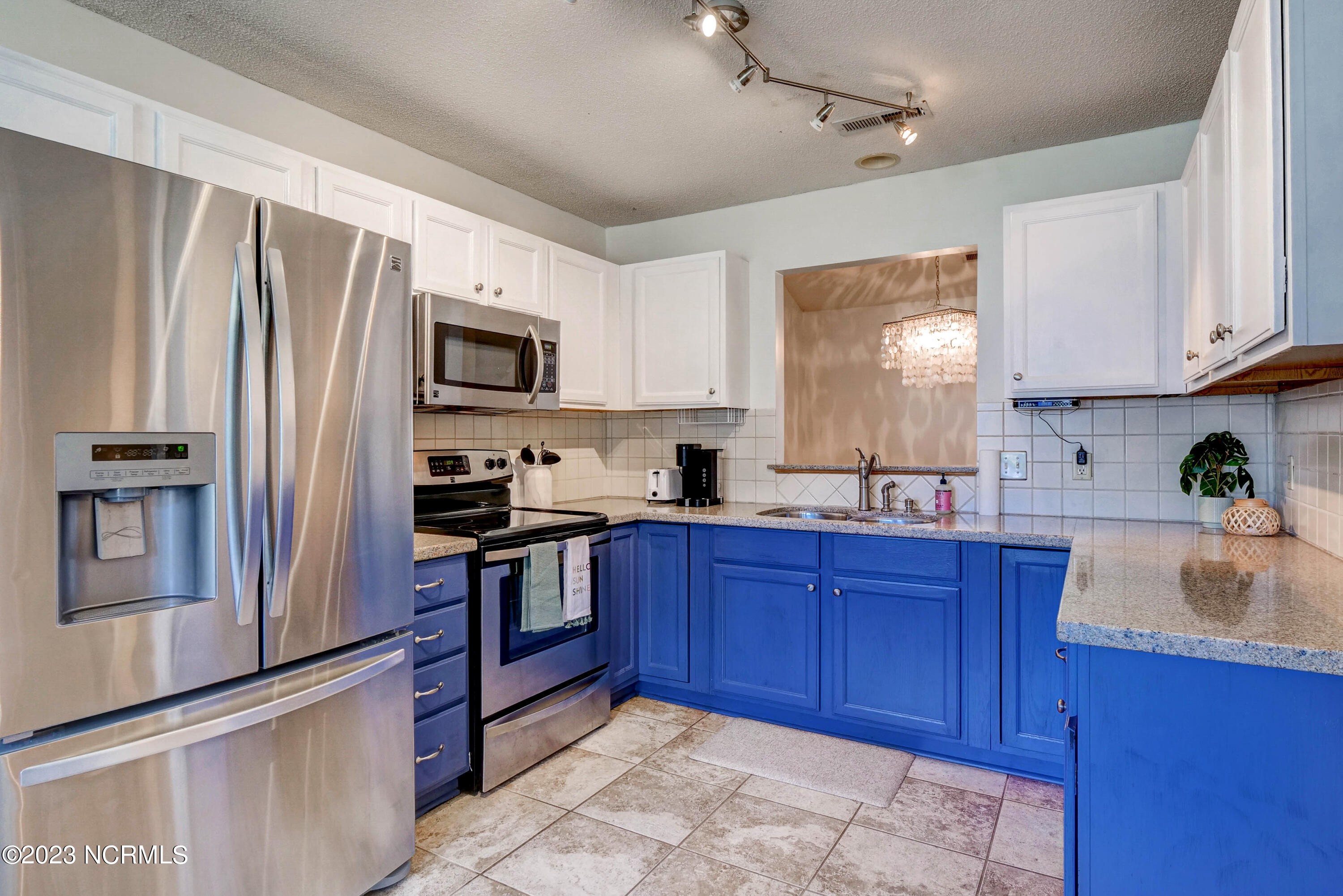 7354 Bright Leaf Road