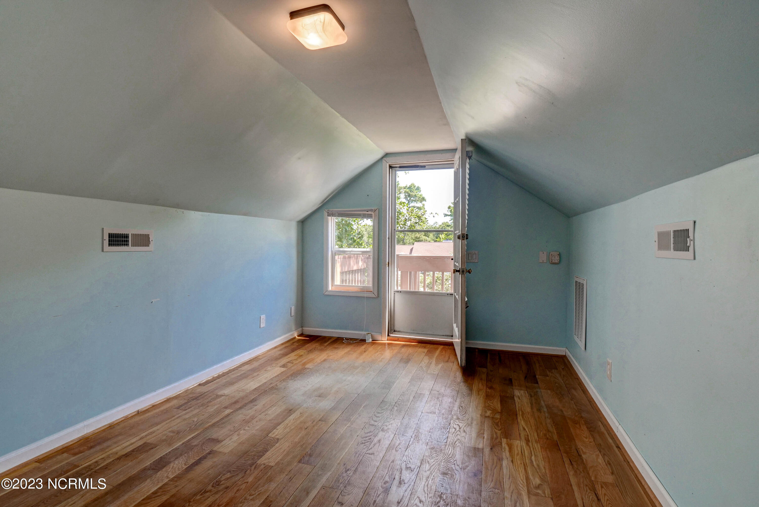 7354 Bright Leaf Road