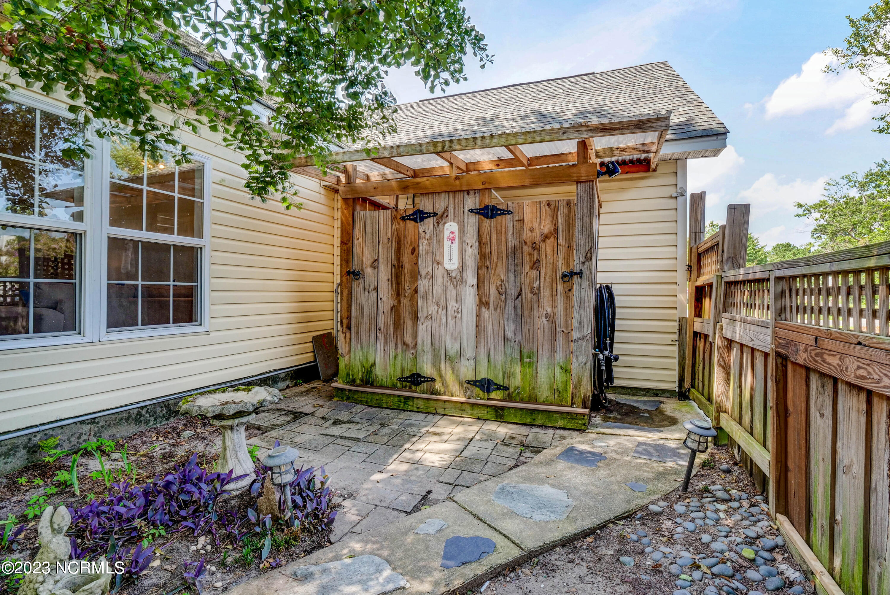 7354 Bright Leaf Road