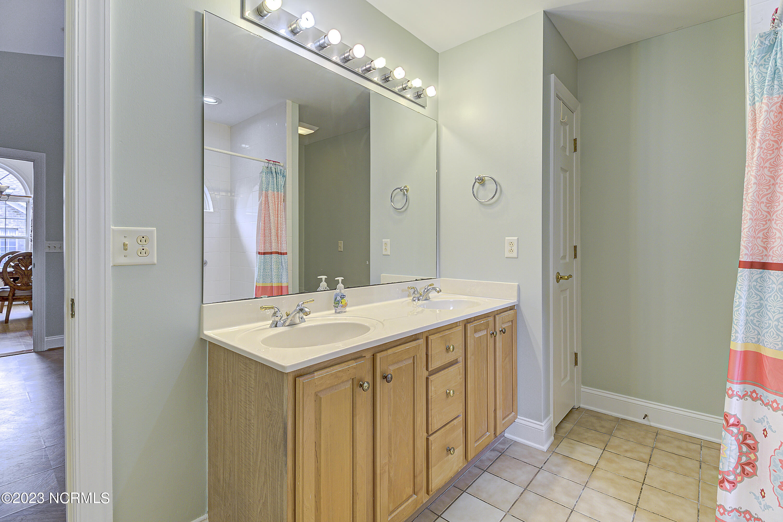 3841 Rounding Bend Lane