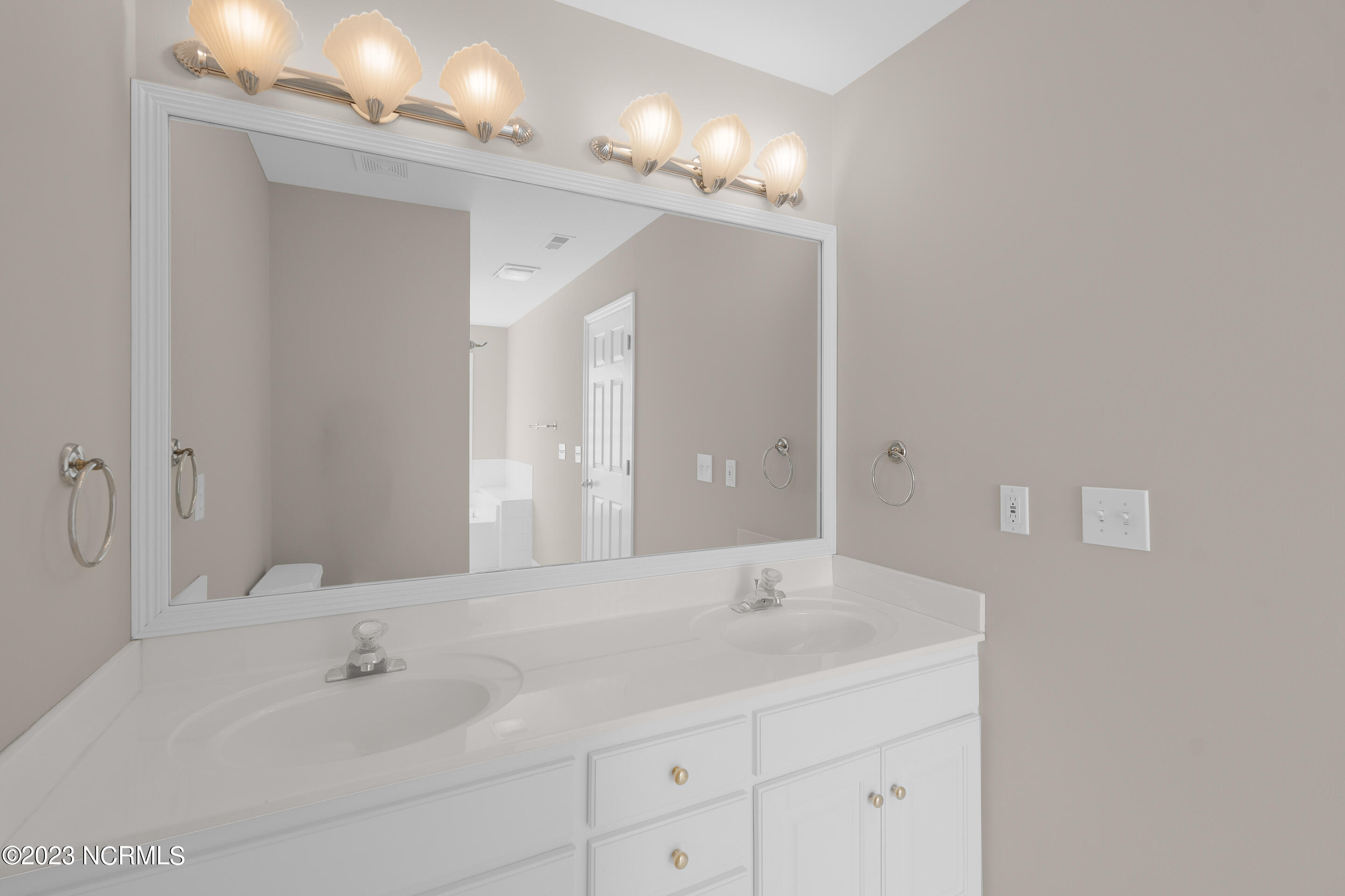 822 Kings Landing Road