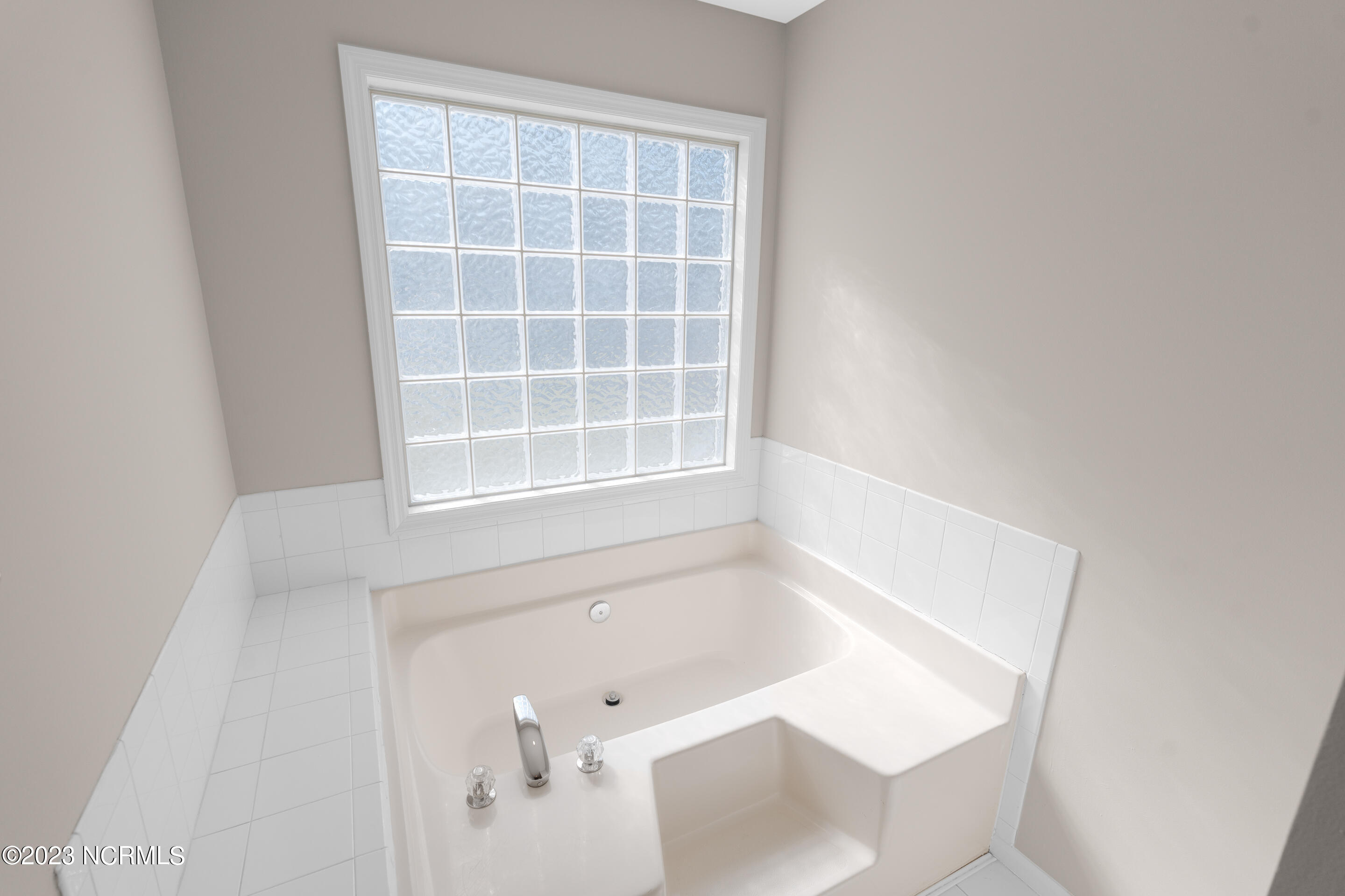 822 Kings Landing Road