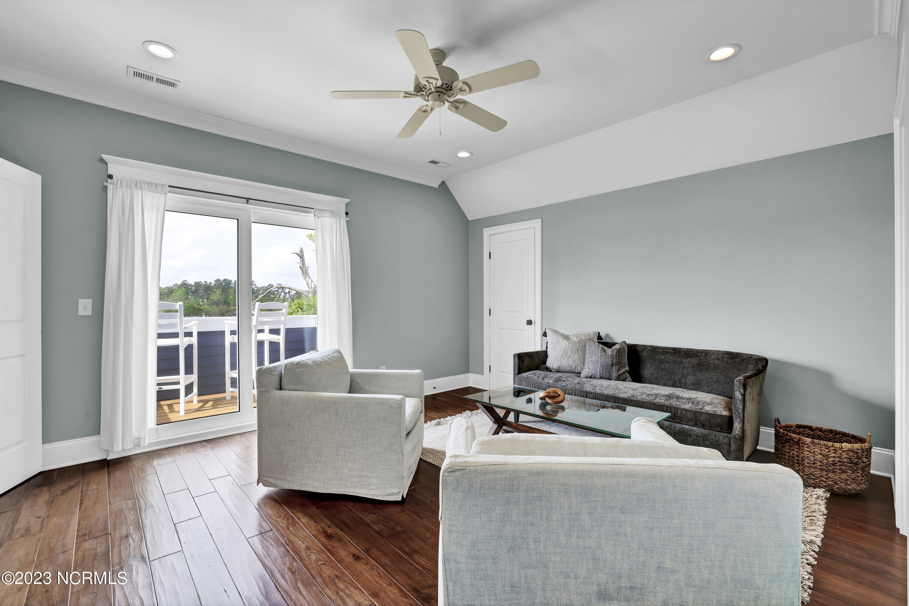 2522 Royal Palm Lane